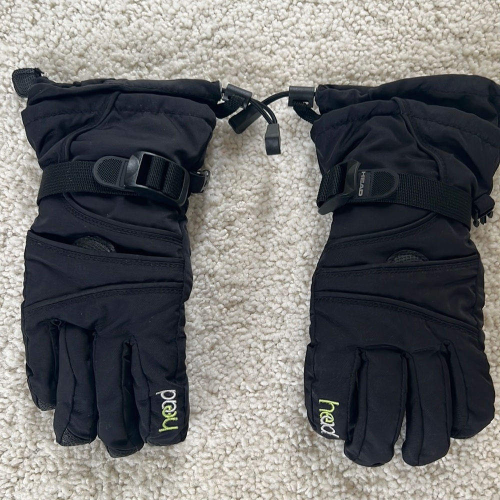 Head ski gloves, youth medium.  Used one time.